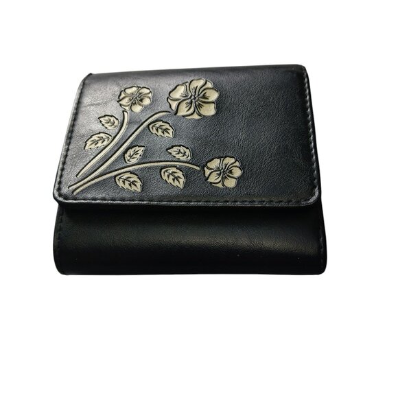 Villager Liz Claiborne Faux Leather Trifold Wallet Black Flower Accent - Picture 1 of 5